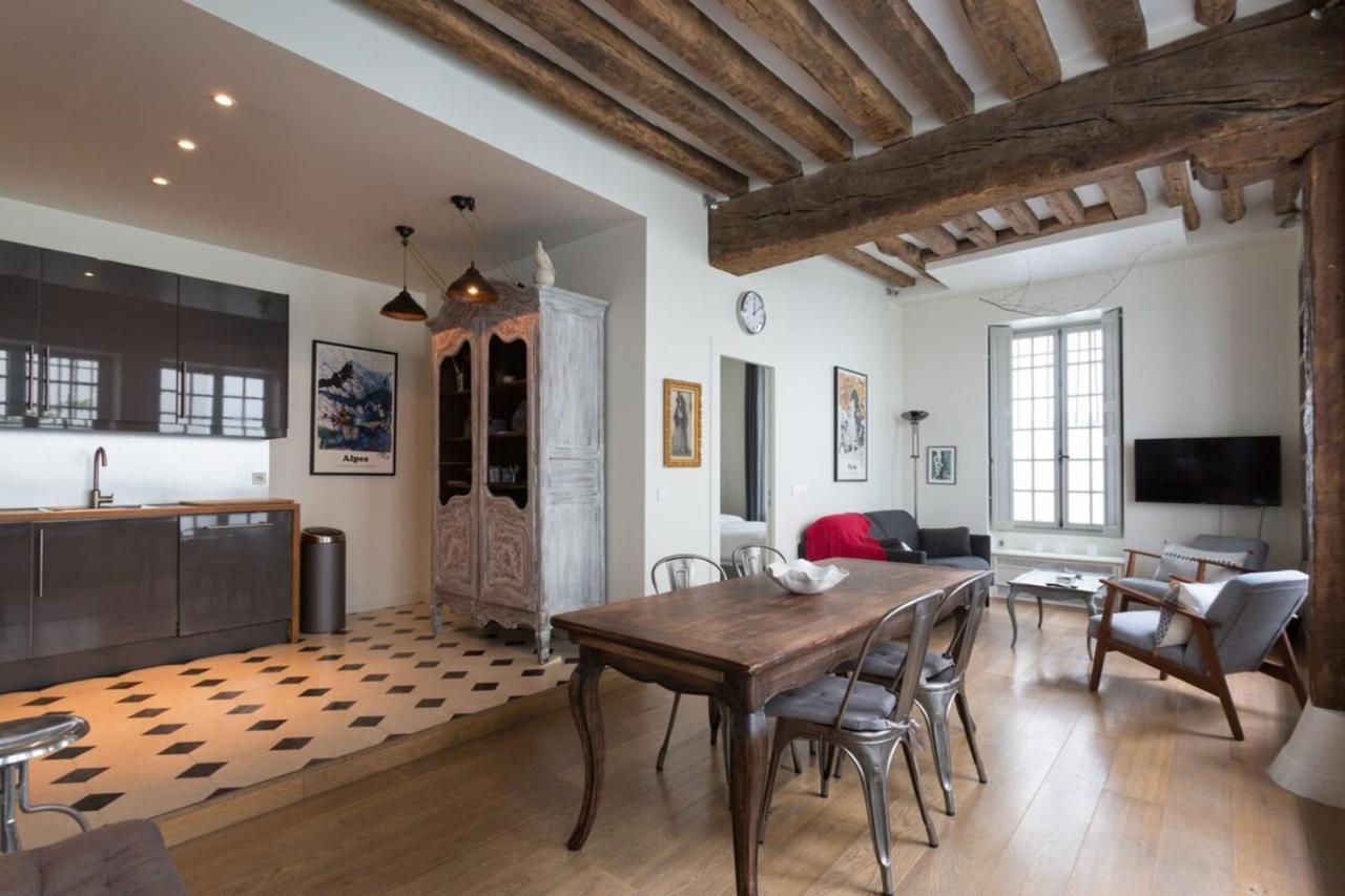 Charming Appartment In Le Marais Paris Exterior foto